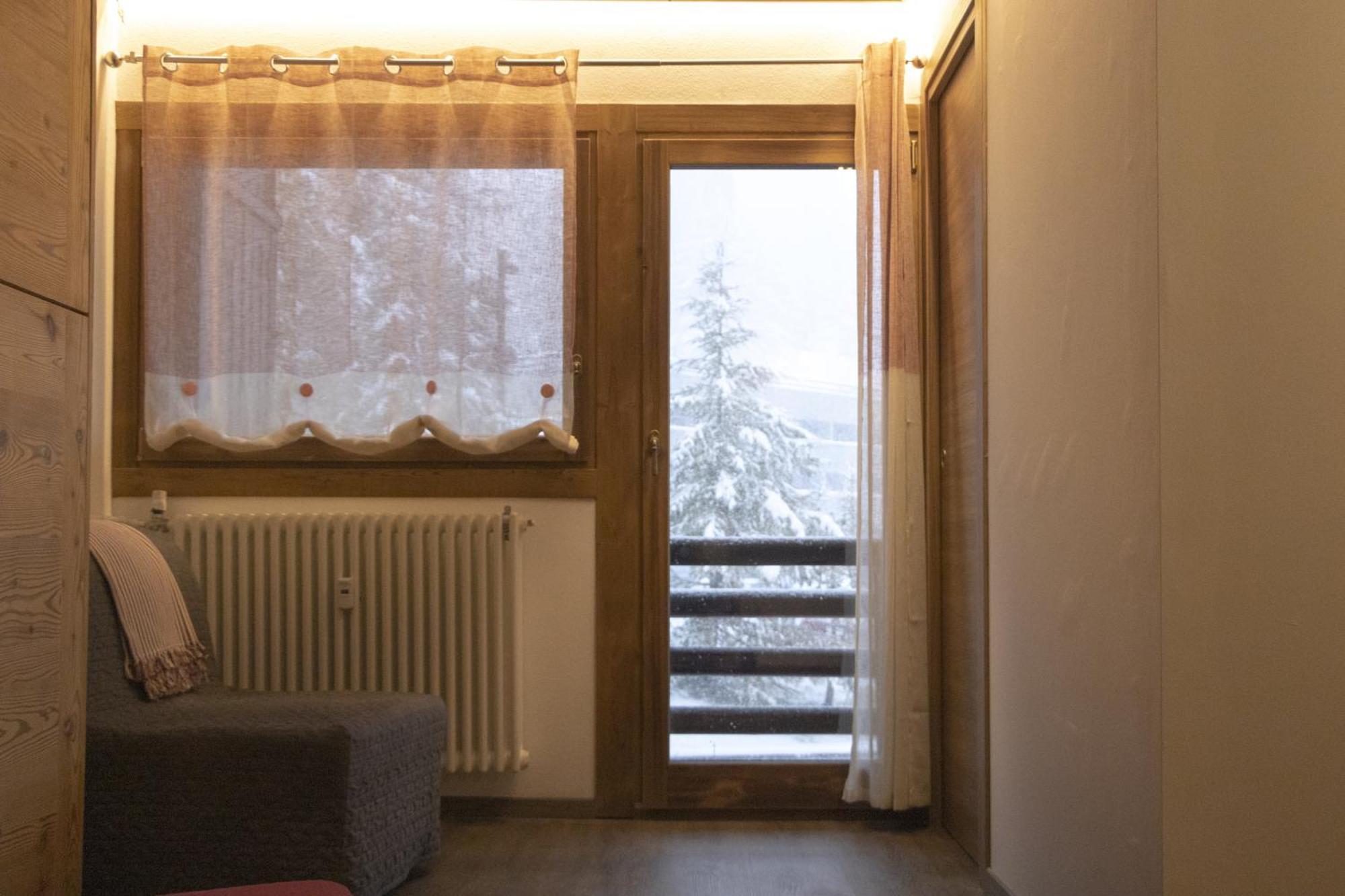 Complesso I Dadi - Condominio Cielo Alto Breuil-Cervinia Exteriér fotografie